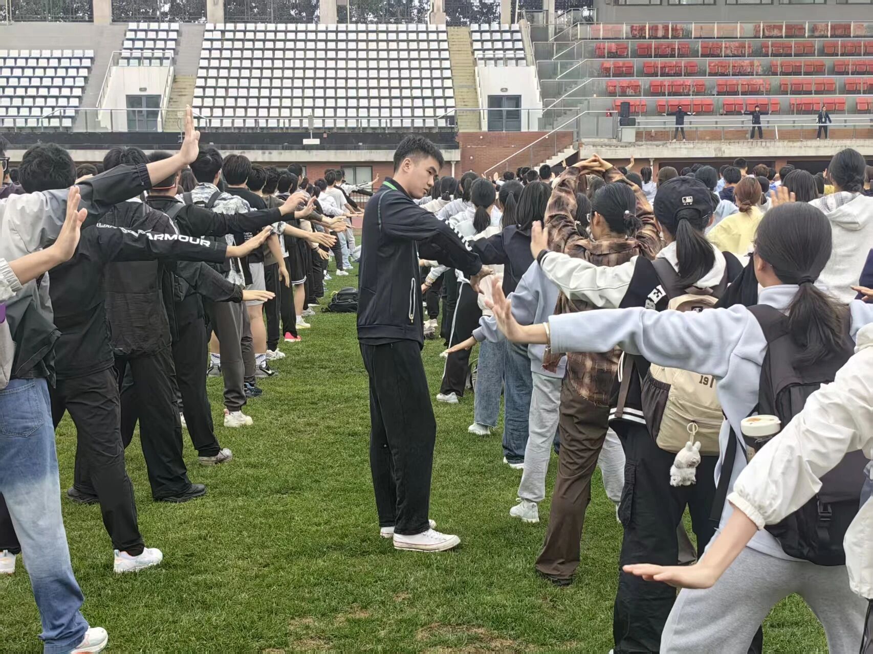 98e7e9ab6a2d469bb9e01f3072cfb9f1.jpg 98e7e9ab6a2d469bb9e01f3072cfb9f1.jpg