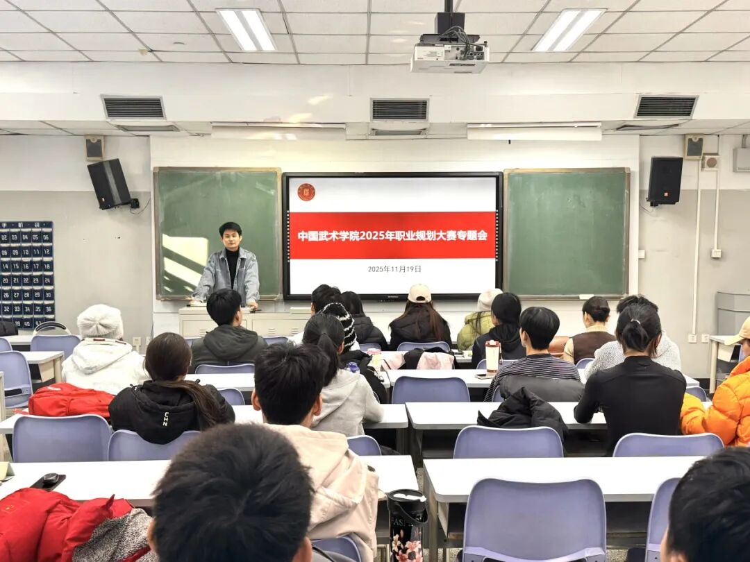 b2b000cd516a467f9195478366ff14fe.jpg b2b000cd516a467f9195478366ff14fe.jpg