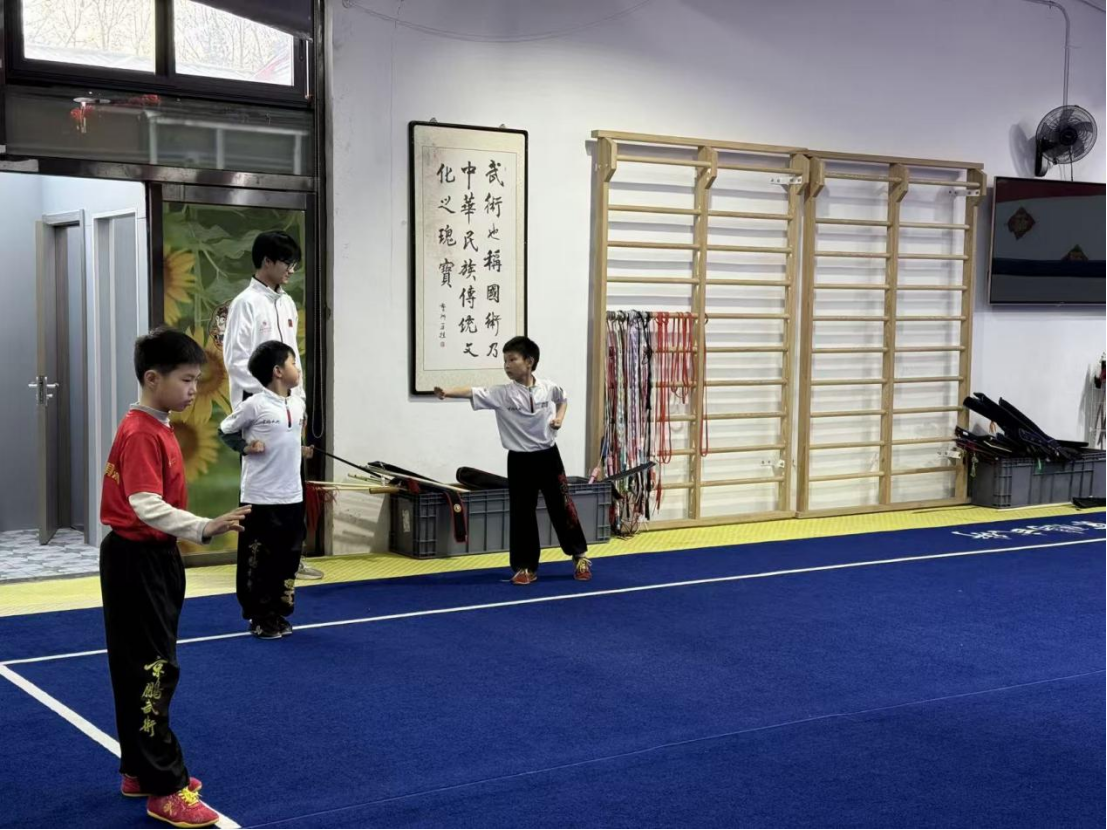 c9a598c29e3e44f493973f2c620daf75.png c9a598c29e3e44f493973f2c620daf75.png