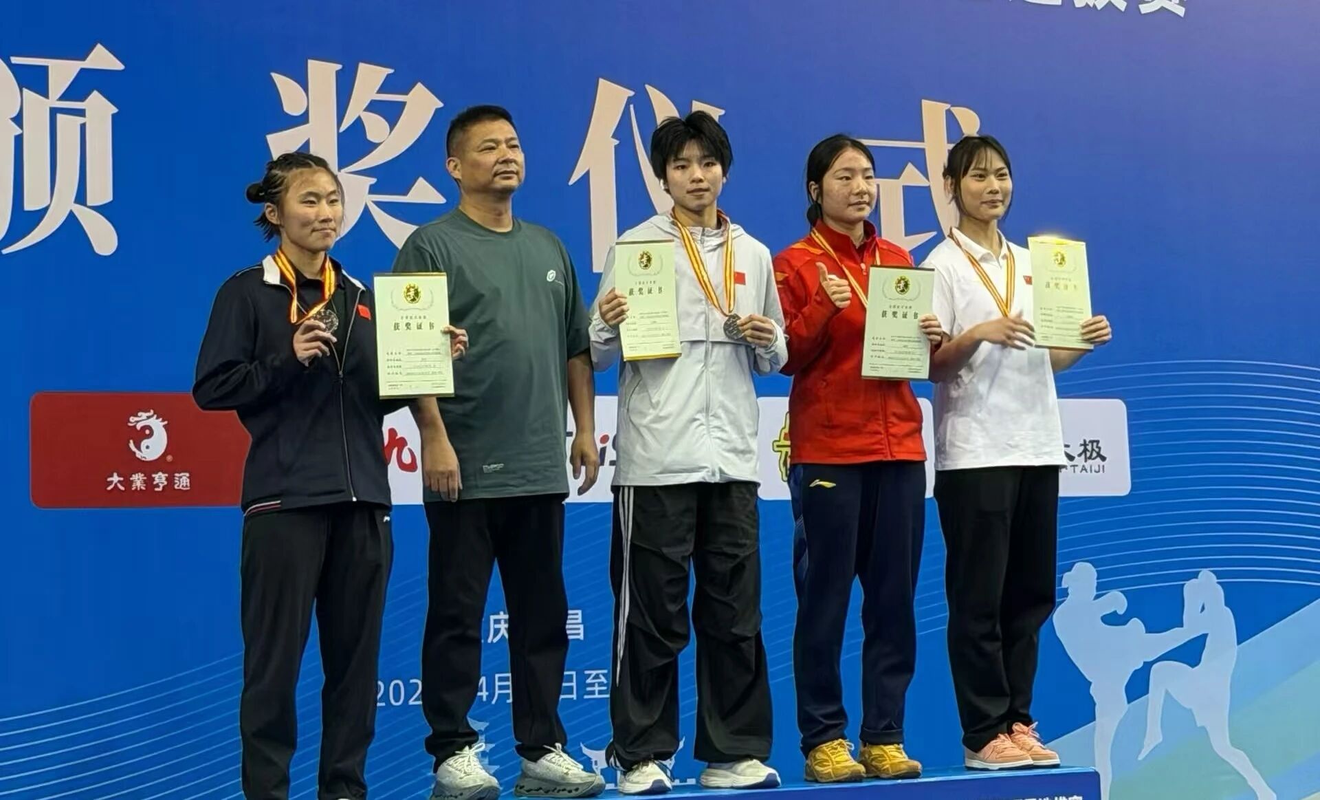 41856a2cc00448379e4e4bb6136cb94a.jpg 41856a2cc00448379e4e4bb6136cb94a.jpg